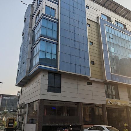 Nueva Hotel Islamabad Exterior photo