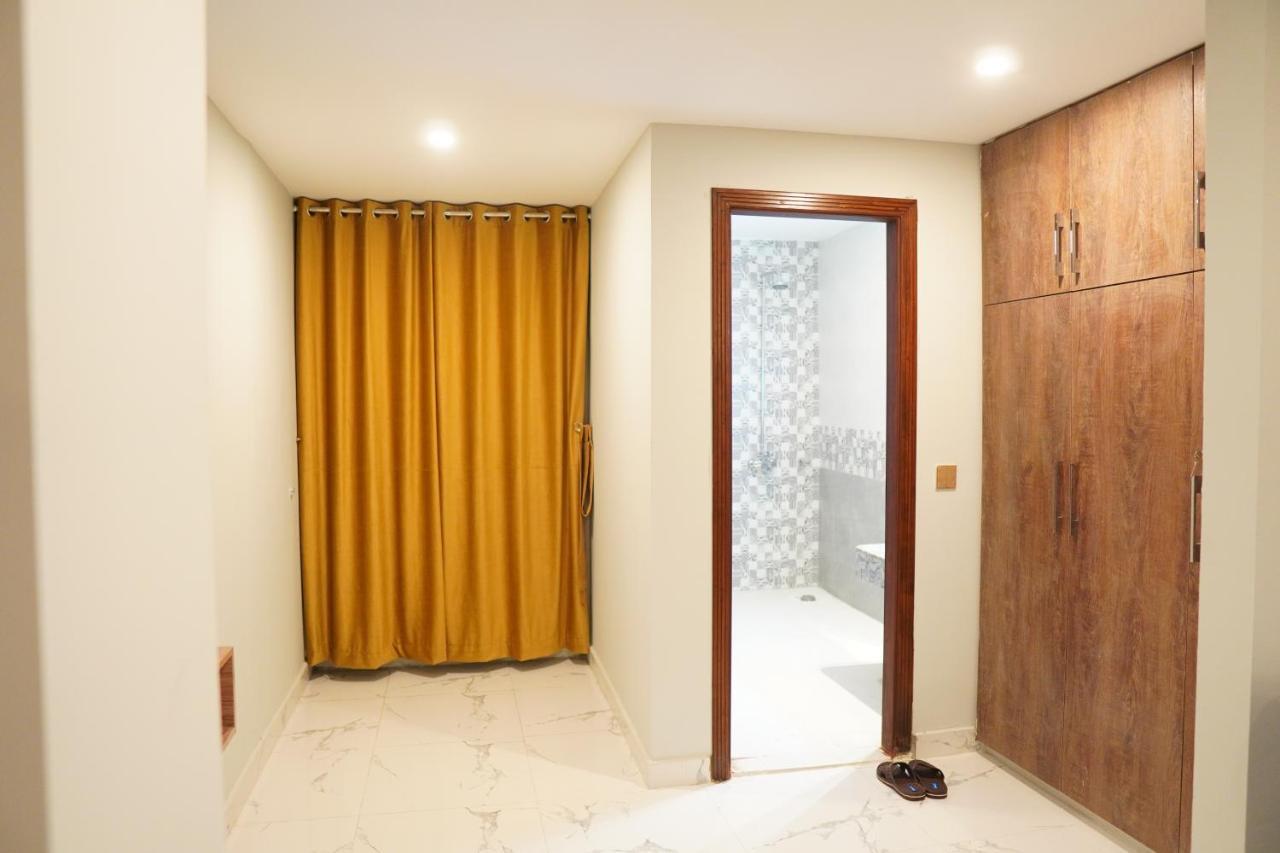 Nueva Hotel Islamabad Exterior photo